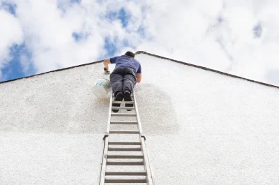 Peinture extérieure à Lézan — façades et ravalement